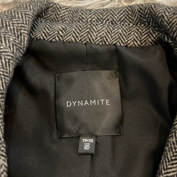 Dynamite Boyfriend Blazer. Size XS - Picture 9 of 10